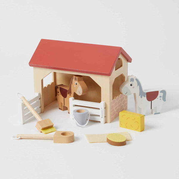 Wooden Horse Stable Set